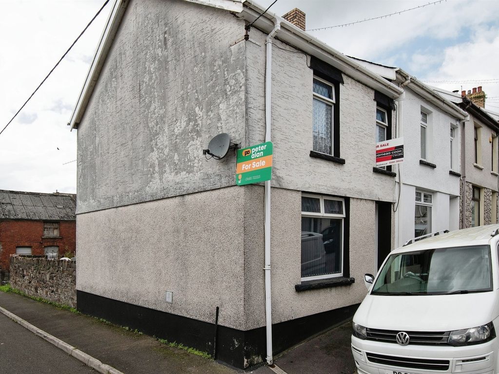 3 bed end terrace house for sale in Brynheulog Street, Penydarren, Merthyr Tydfil CF47, £130,000