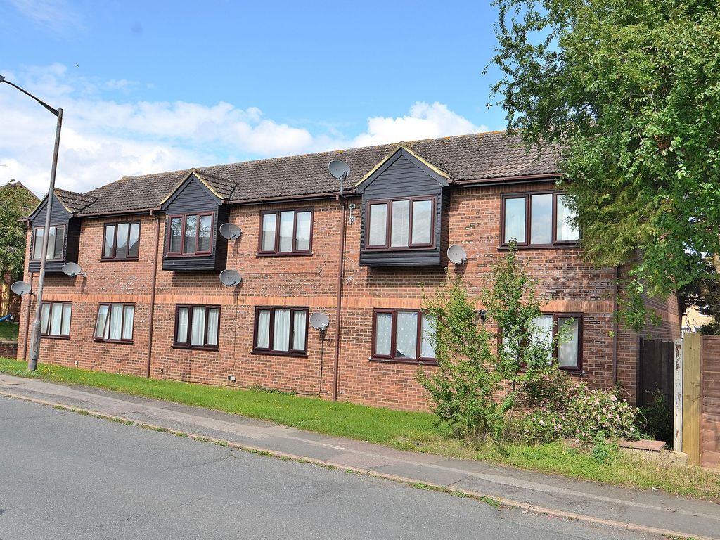 1 bed flat for sale in St. Matthews Court, Bletchley MK3, £165,000