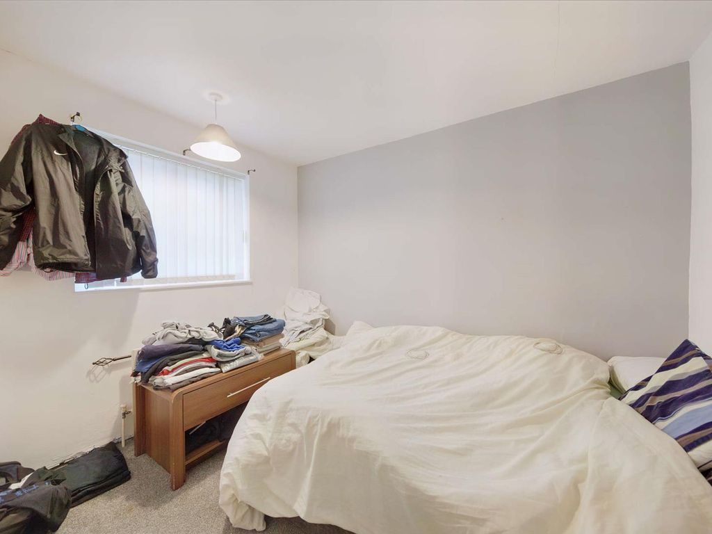 3 bed end terrace house for sale in Kinross Avenue, Derby DE21, £145,999