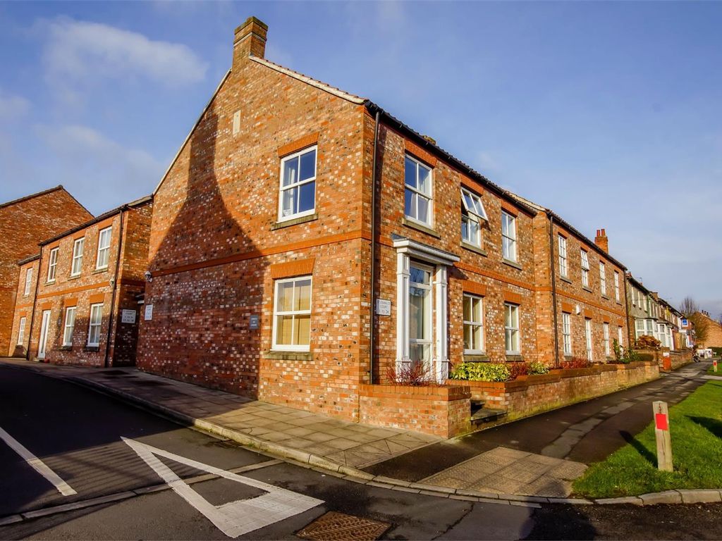 2 bed flat for sale in St Oswalds Court, Fulford, York YO10, £240,000