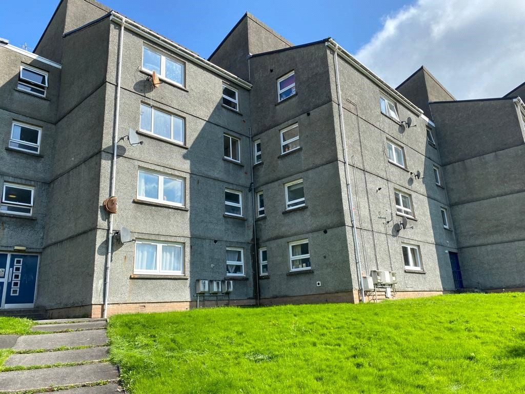 2 bed flat for sale in Williamson Drive, Helensburgh, Argyll And Bute G84, £42,500