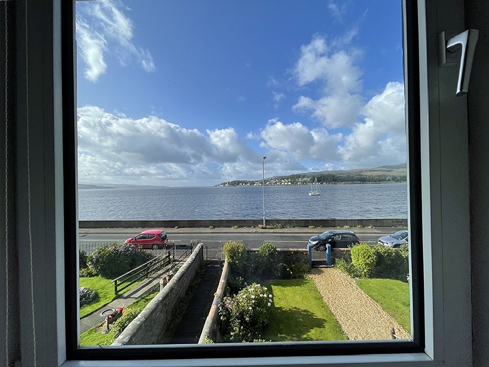 3 bed flat for sale in Middle Flat, Shore Road, Strone, Argyll And Bute PA23, £125,000