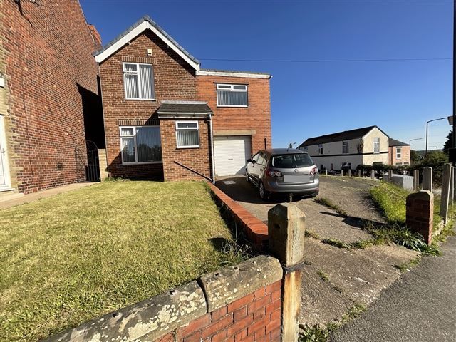 4 bed detached house for sale in Aughton Road, Swallownest, Sheffield S26, £250,000