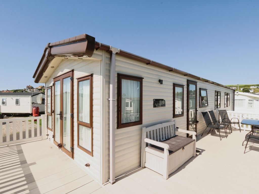 2 bed mobile/park home for sale in Harbour Valley, West Bay Holiday Park, Bridport DT6, £35,000