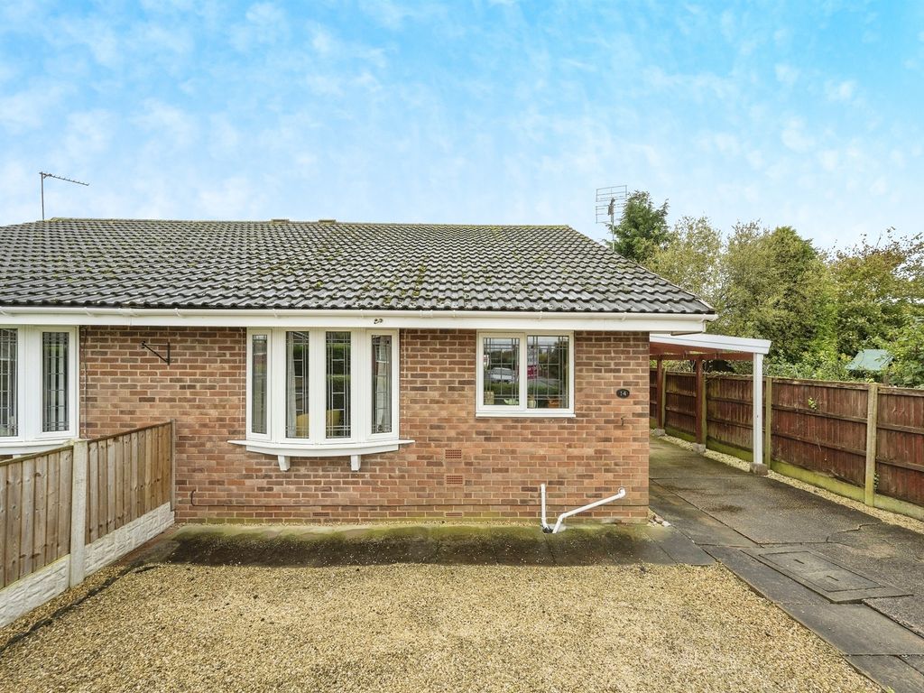 2 bed semi-detached bungalow for sale in Malvern Close, Thorne, Doncaster DN8, £160,000