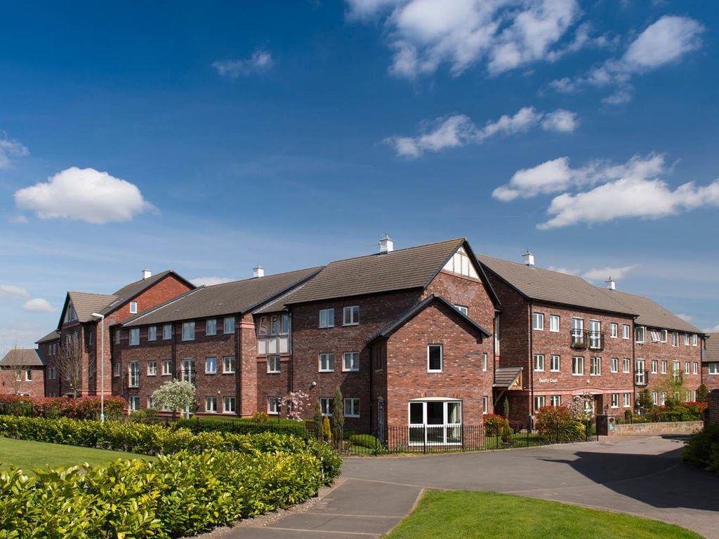 1 bed flat for sale in Beatty Court, Holland Walk, Nantwich CW5, £130,000