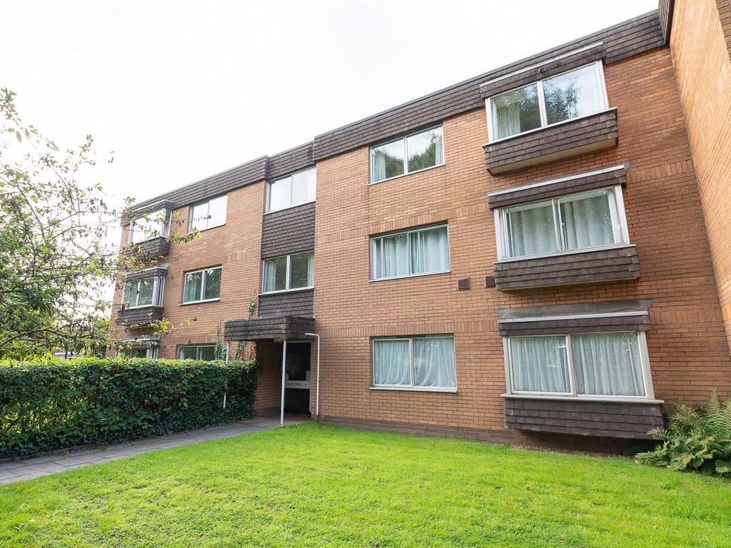 2 bed flat for sale in Lansdowne, Penn Drive, Frenchay, Bristol BS16, £225,000
