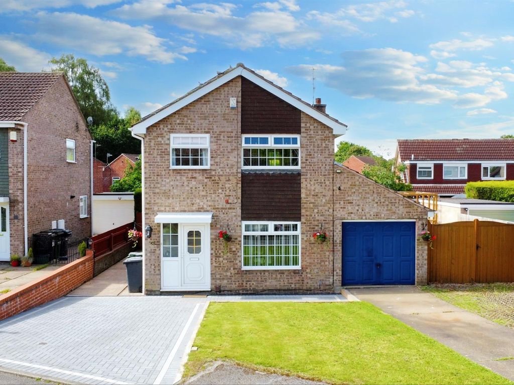 3 bed detached house for sale in Tyburn Close, Arnold, Nottingham NG5, £295,000