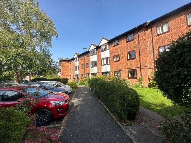 1 bed flat for sale in Juniper Court, Neal Close, Northwood HA6, £160,000