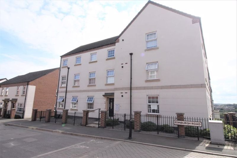 2 bed flat for sale in Middleton House, Barber Mews, Nuneaton CV10, £125,000