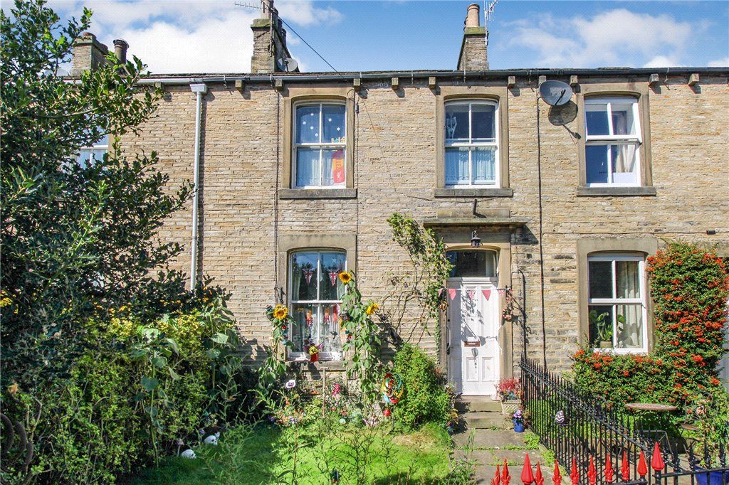 3 bed terraced house for sale in West Street, Gargrave, Skipton, North Yorkshire BD23, £250,000