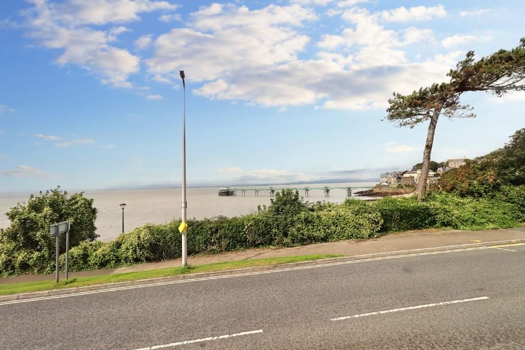 1 bed flat for sale in Elton Road, Clevedon BS21, £239,950