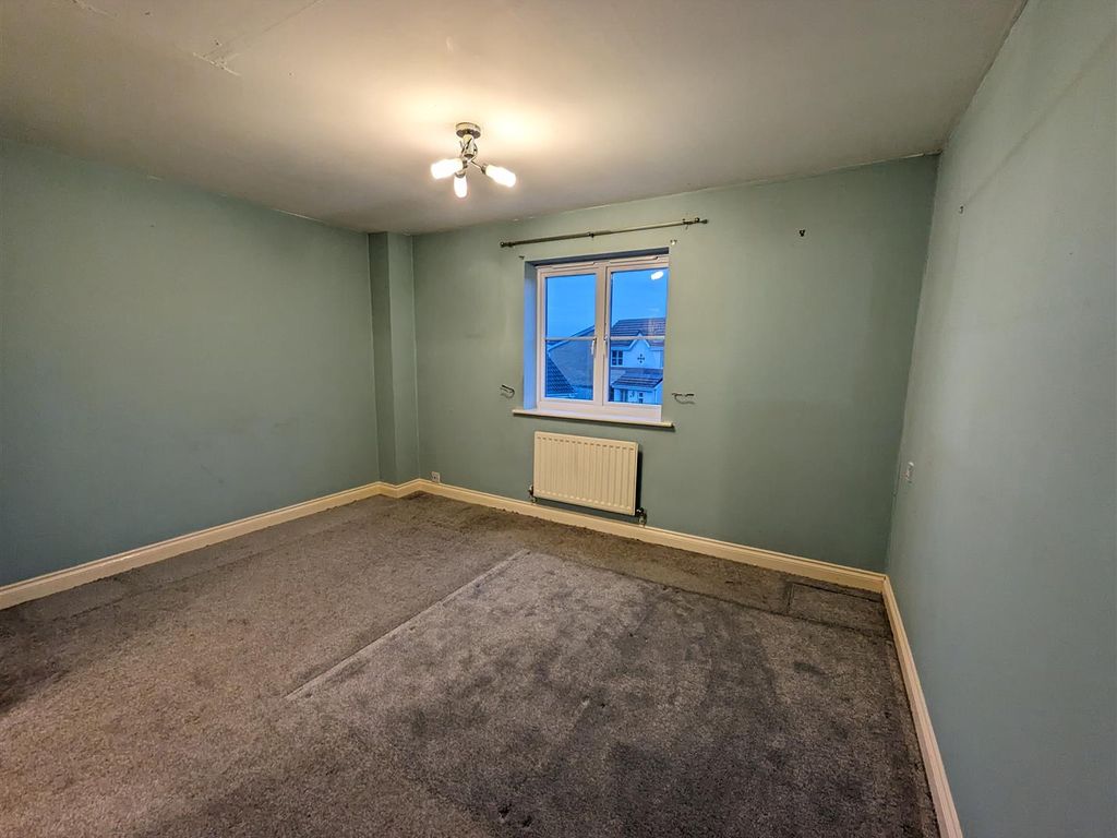 3 bed semi-detached house for sale in Chestnut Drive, Darlington DL1, £130,000