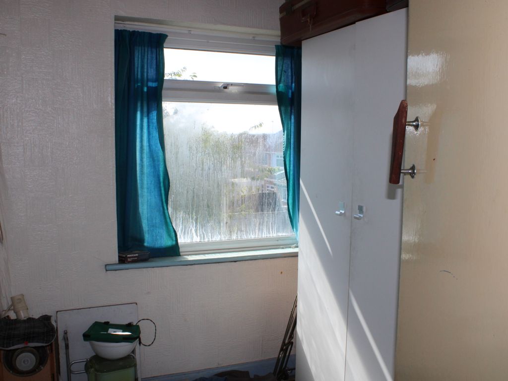 3 bed semi-detached house for sale in Scott Road, Birmingham B43, £200,000
