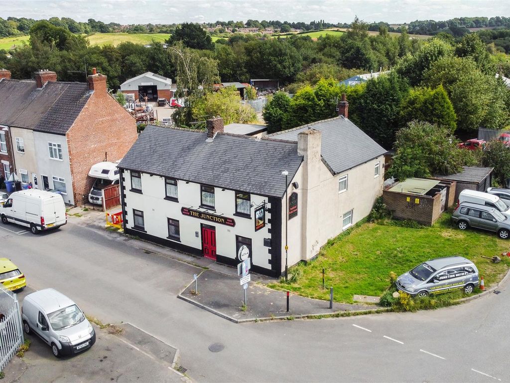Pub/bar for sale in Pottery Lane East, Chesterfield S41, £225,000