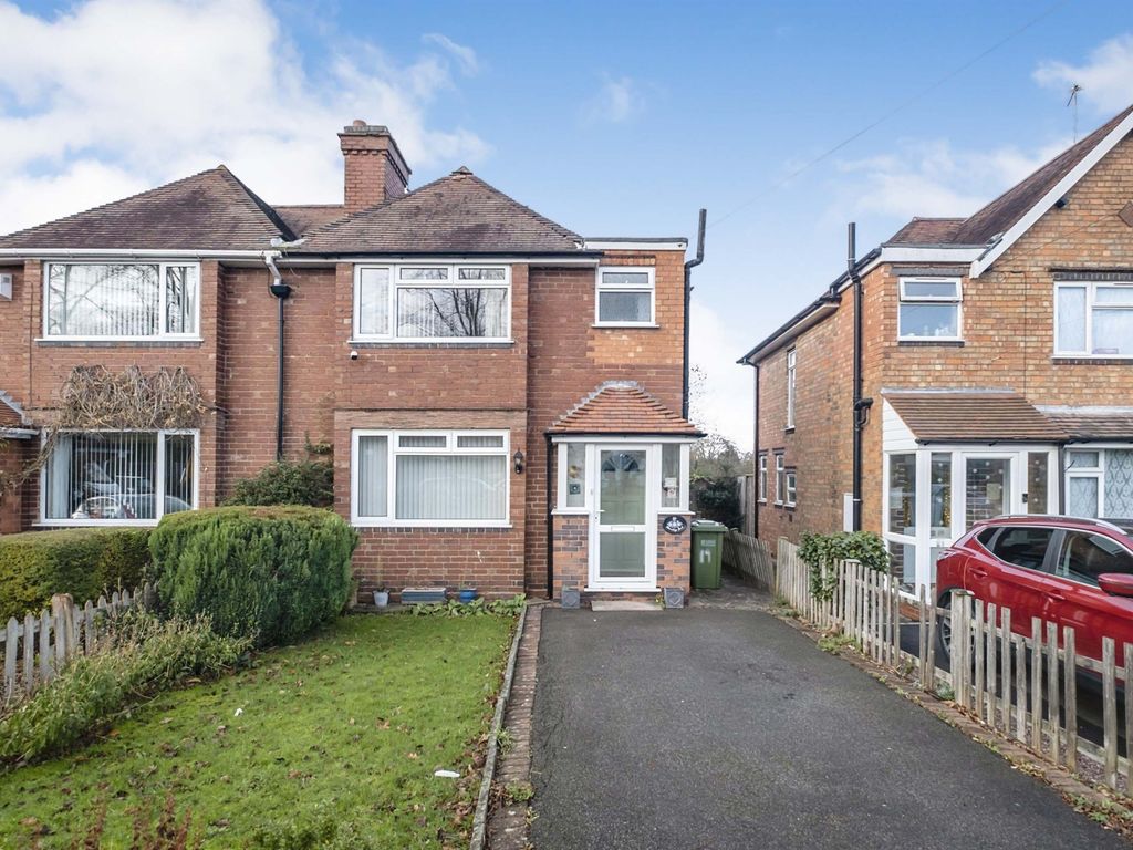 3 bed semi-detached house for sale in Hermitage Road, Solihull B91, £245,000