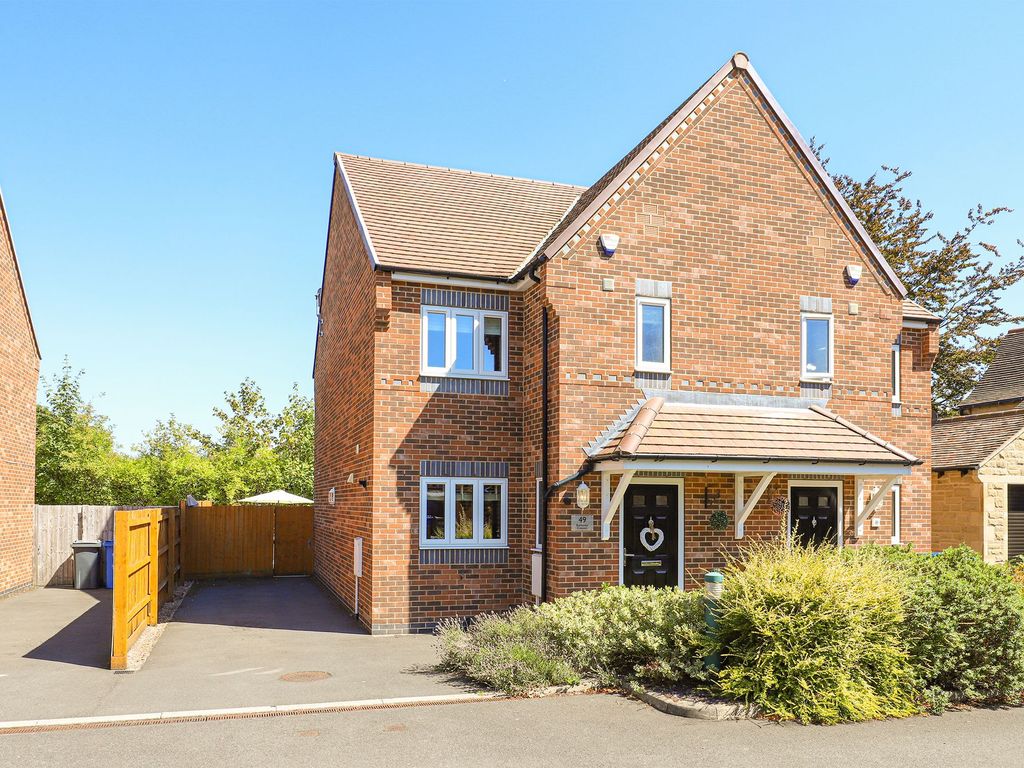 3 bed semi-detached house for sale in Boythorpe Crescent, Chesterfield S40, £210,000