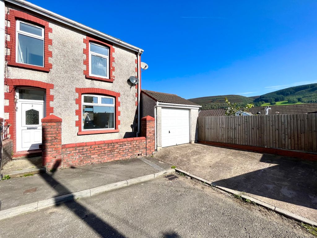 3 bed end terrace house for sale in Beadon Street, Mountain Ash, Mid Glamorgan CF45, £133,500