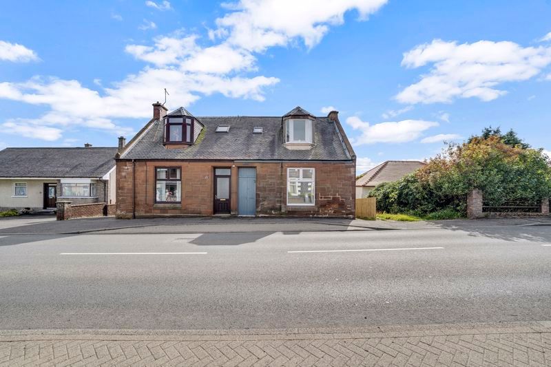 4 bed property for sale in 92 Pathhead, New Cumnock KA18, £105,000