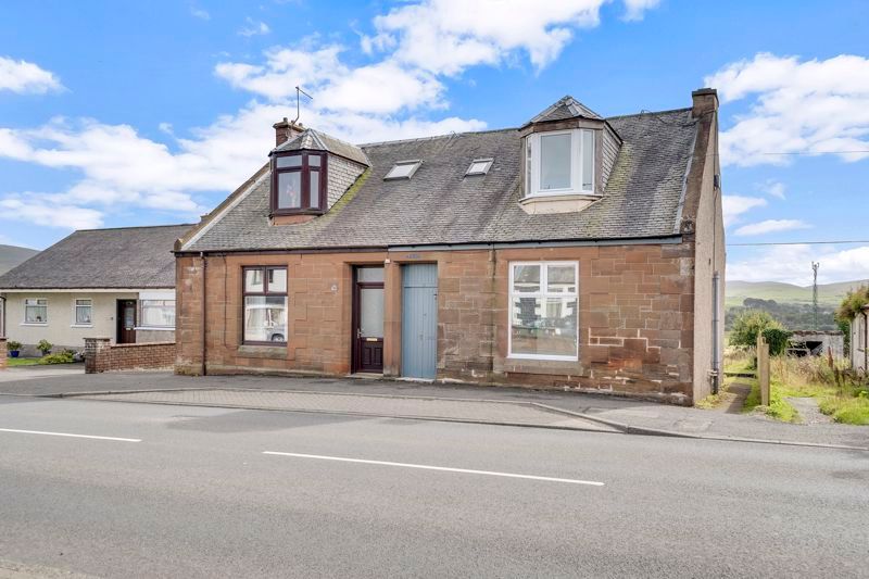 4 bed property for sale in 92 Pathhead, New Cumnock KA18, £105,000
