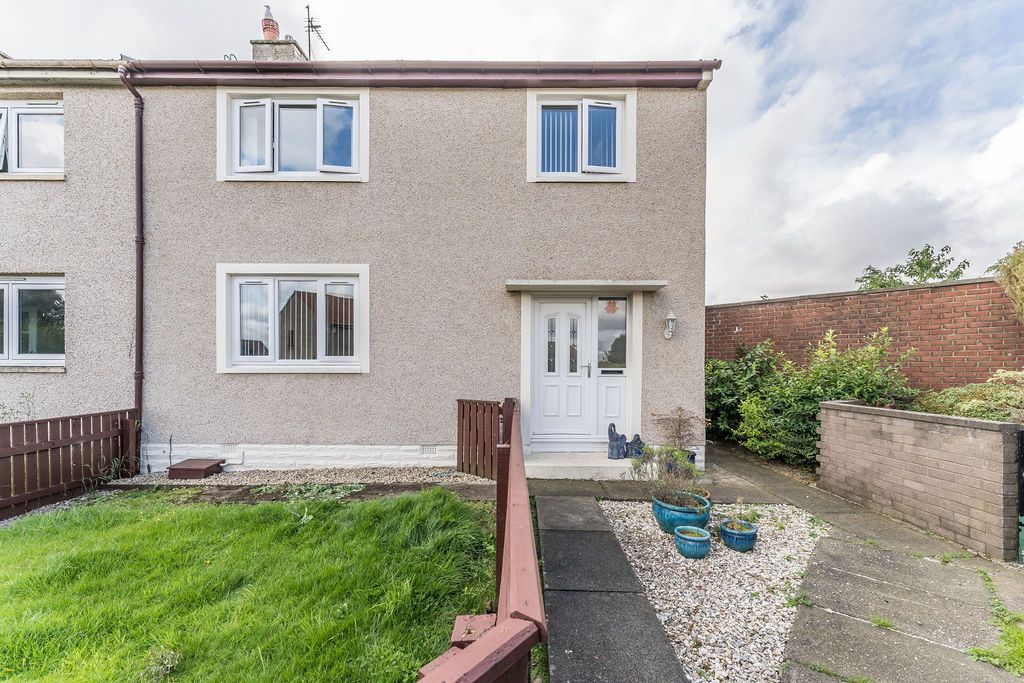 3 bed end terrace house for sale in Dollar Crescent, Kirkcaldy KY2, £125,000