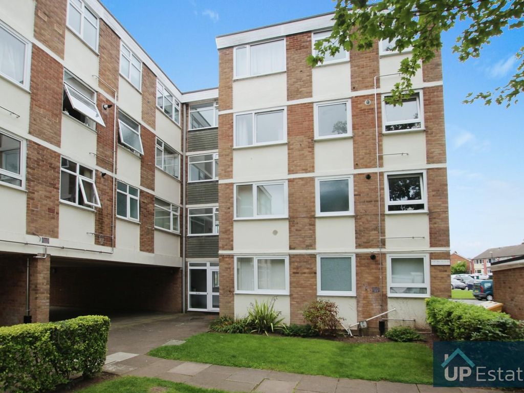 2 bed flat for sale in Forest Court, Unicorn Lane, Mount Nod, Coventry CV5, £150,000