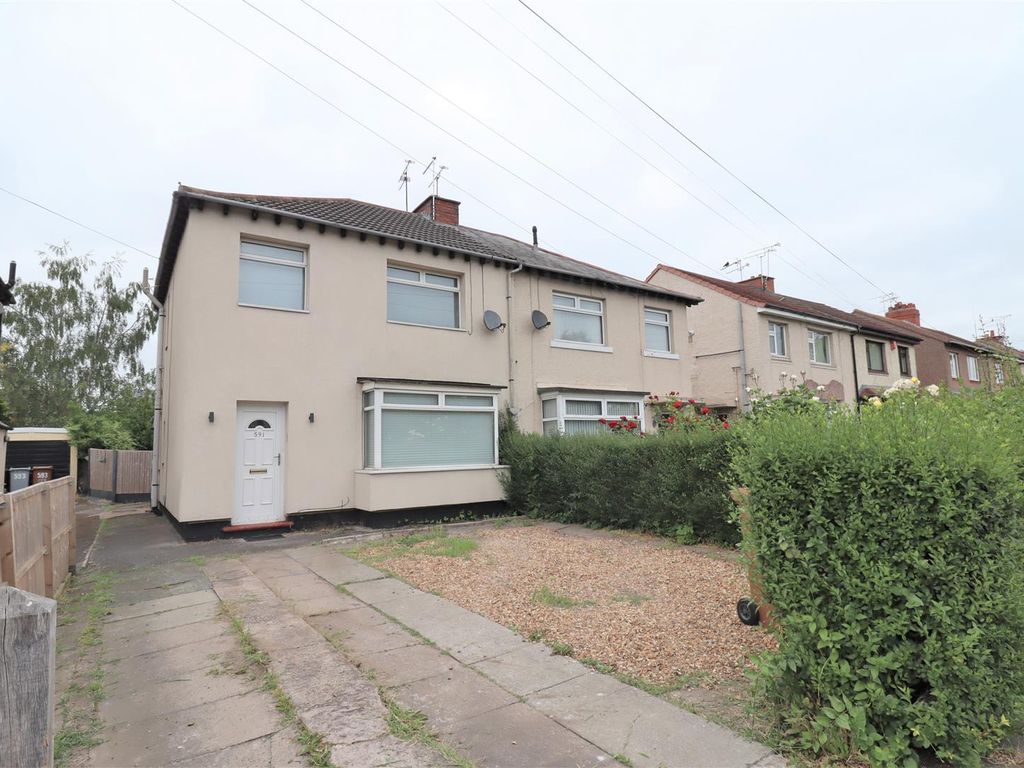 3 bed semi-detached house for sale in West Street, Crewe CW2, £160,000