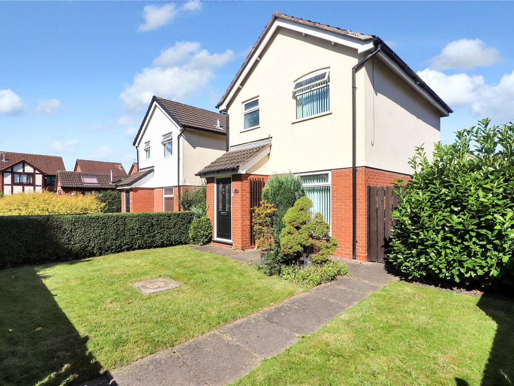3 bed detached house for sale in Bradfield Road, Crewe, Cheshire CW1, £170,000