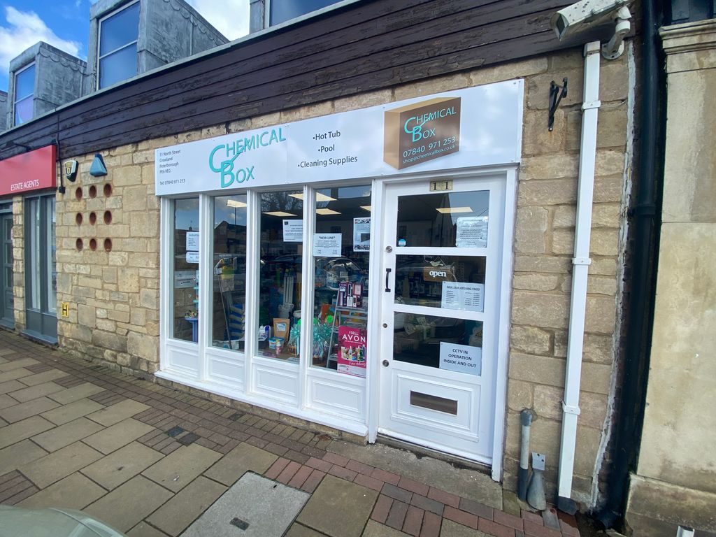 Retail premises for sale in North Street, Crowland PE6, £85,000