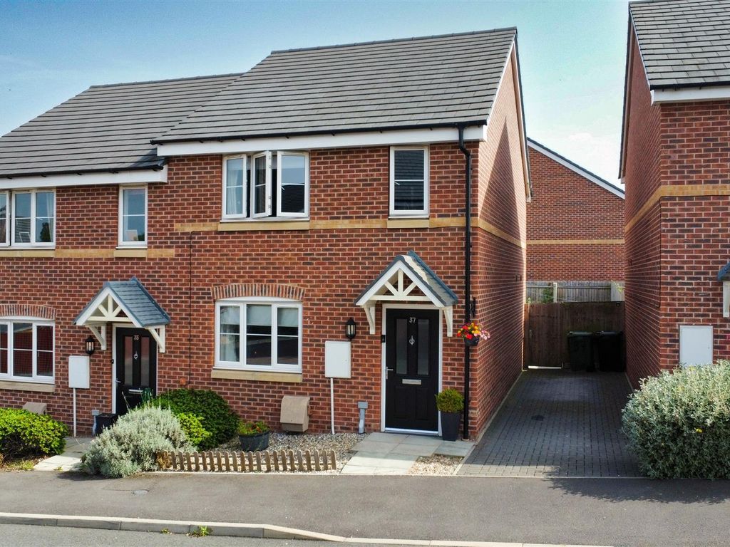 3 bed semi-detached house for sale in Morewood Drive, Alfreton DE55, £185,000