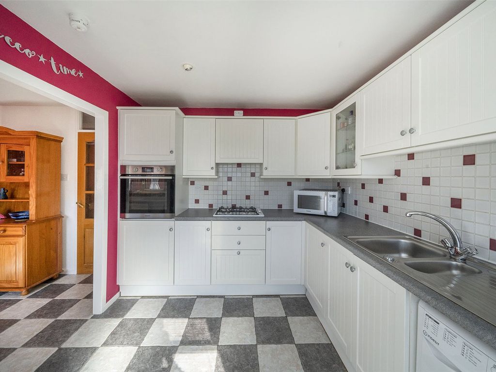 3 bed detached house for sale in Grant Place, Causewayhead FK9, £269,000