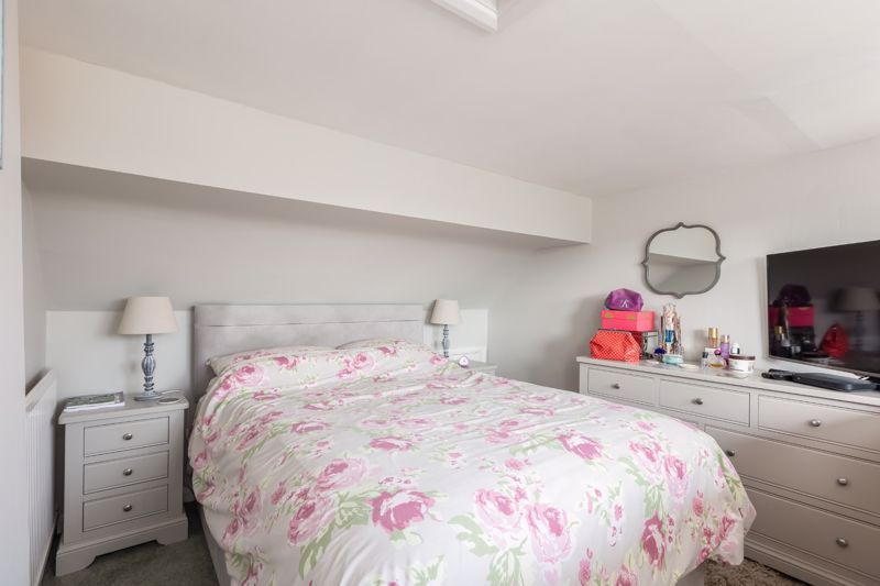 2 bed terraced house for sale in Bondgate, Helmsley, York YO62, £269,950