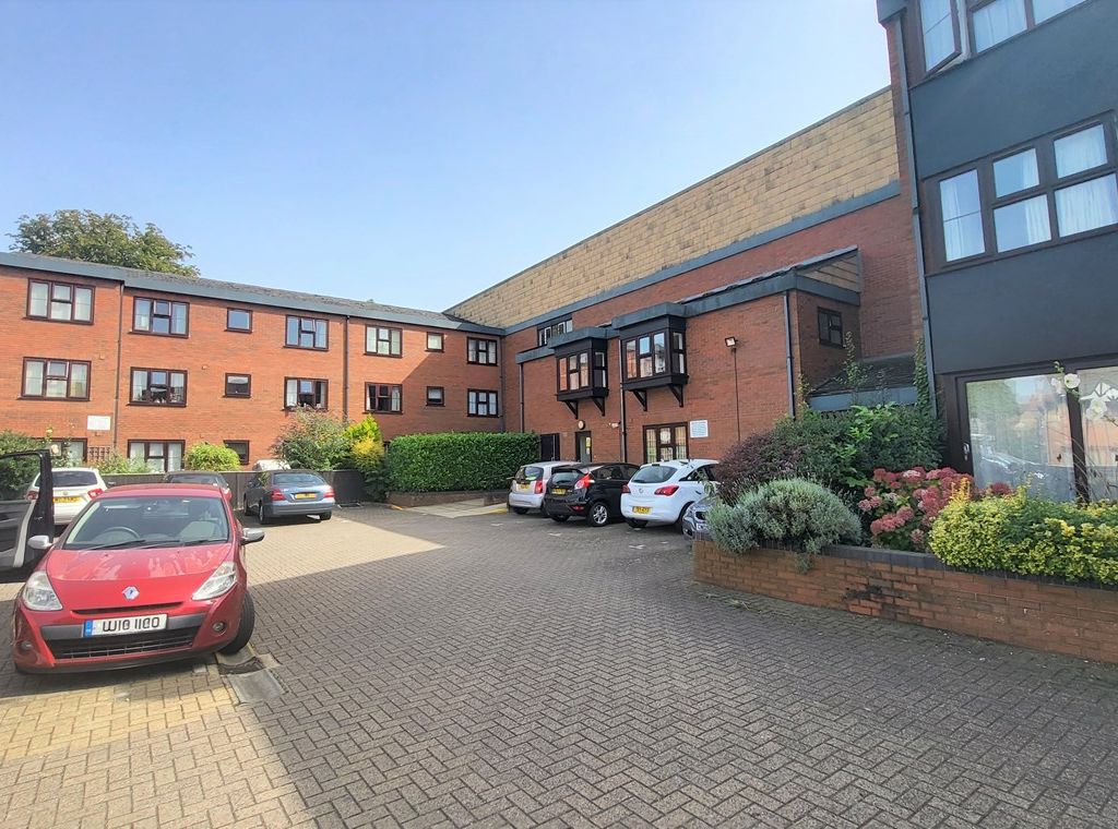 1 bed flat for sale in Lincoln Road, Peterborough PE1, £45,000