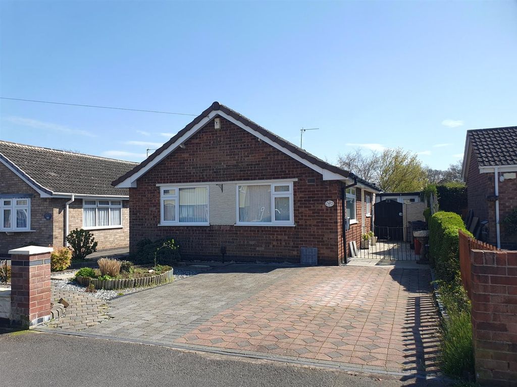 3 bed detached bungalow for sale in Tressall Road, Whitwick, Leicestershire LE67, £260,000