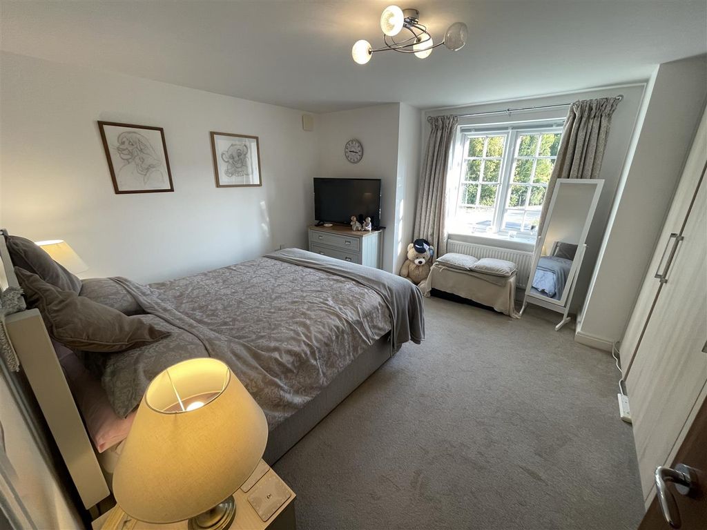 2 bed flat for sale in Butterworth Road, Winnington Village, Northwich CW8, £130,000