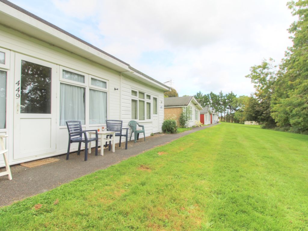 1 bed terraced bungalow for sale in Norton, Dartmouth TQ6, £40,000