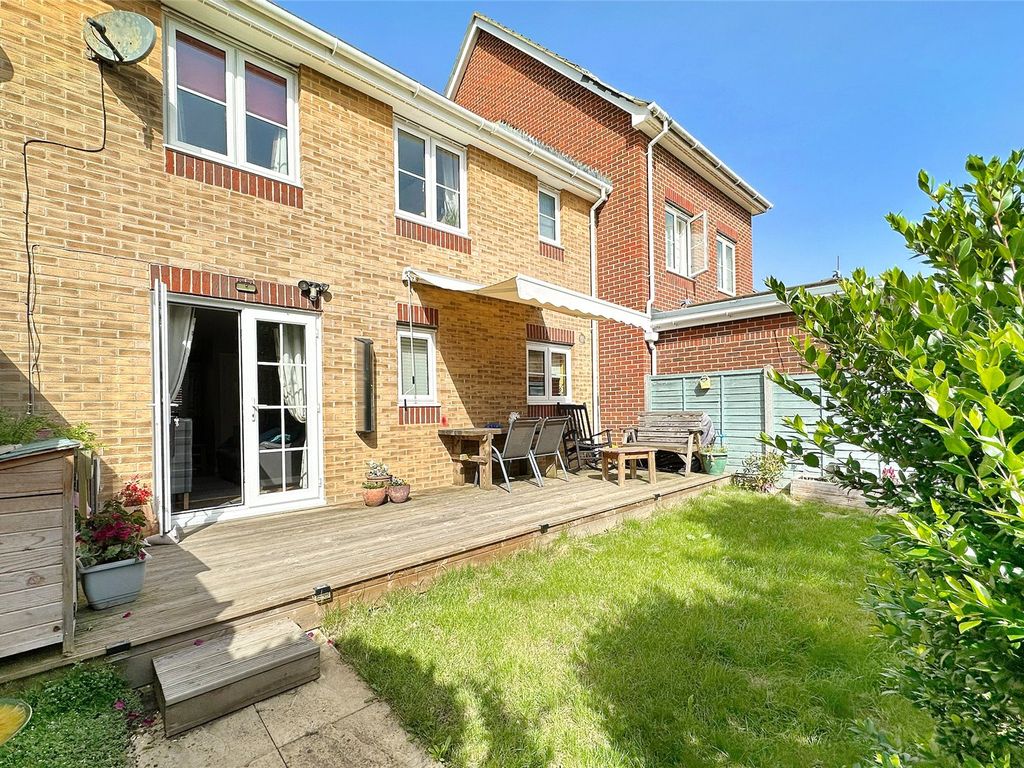 3 bed terraced house for sale in Hollist Chase, Littlehampton, West Sussex BN17, £300,000
