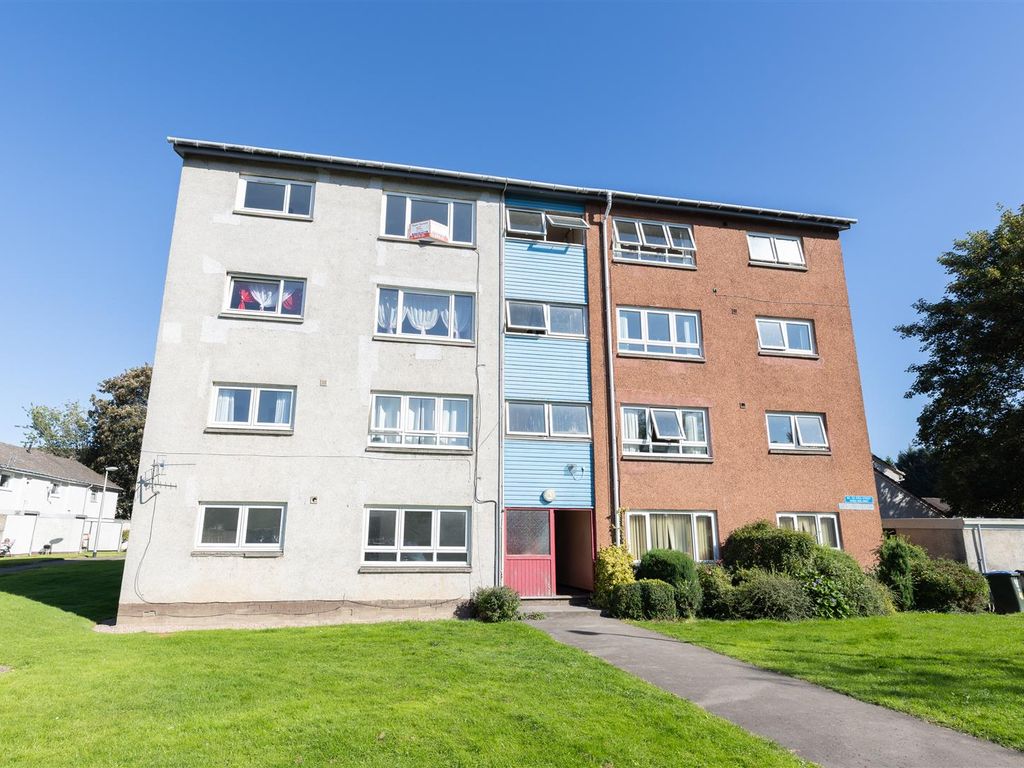 2 bed flat for sale in Jura Street, Perth PH1, £79,950