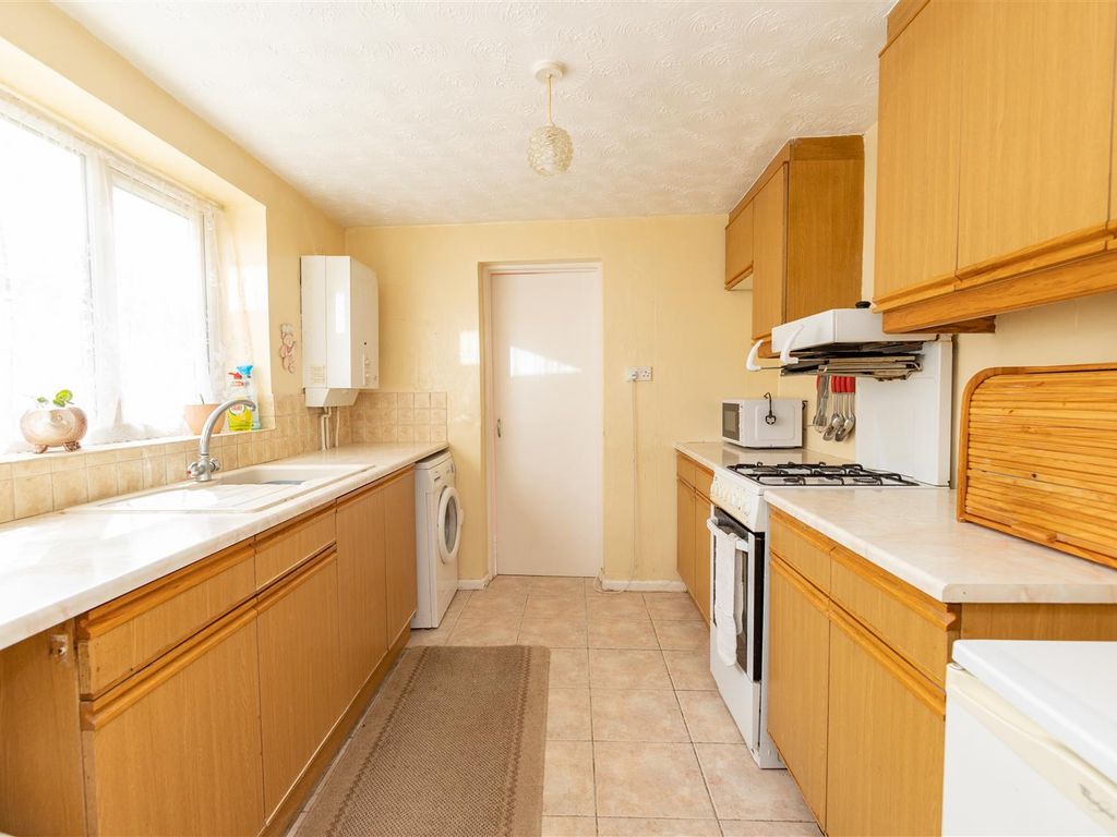 3 bed property for sale in Essex Street, Norwich NR2, £300,000