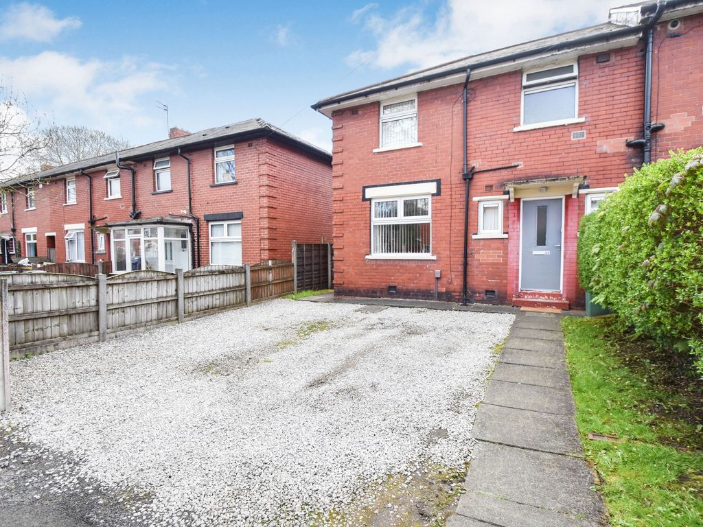 3 bed semi-detached house for sale in Coniston Avenue, Whitefield M45, £185,000
