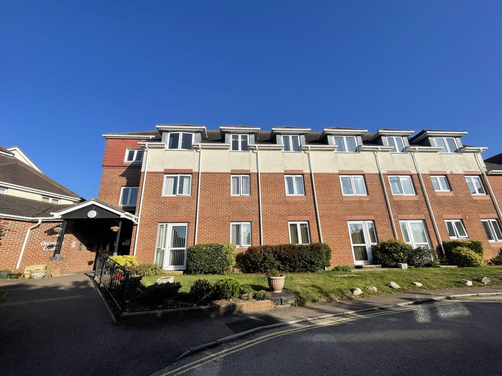 1 bed property for sale in Orcombe Court, Littleham Road, Exmouth EX8, £108,000