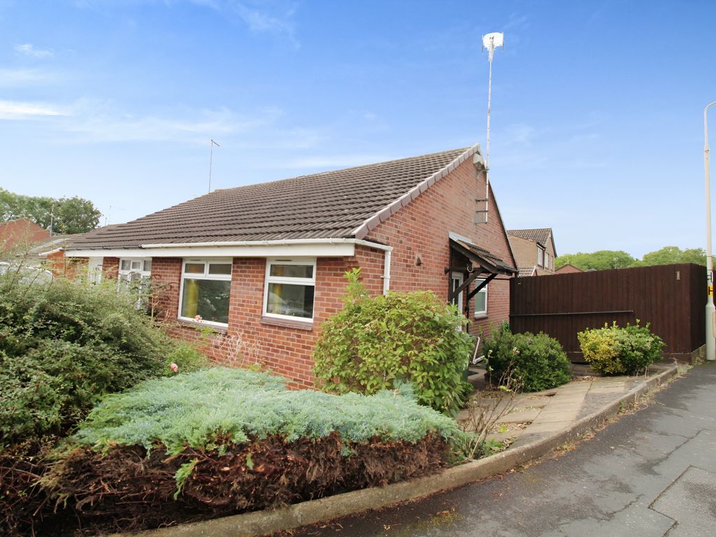 2 bed semi-detached bungalow for sale in Foxhill Drive, Glen Parva, Leicester LE2, £200,000