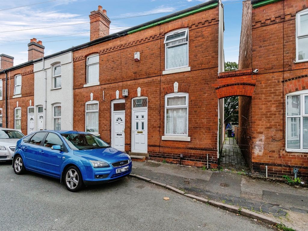 2 bed end terrace house for sale in Redhouse Street, Walsall WS1, £125,000
