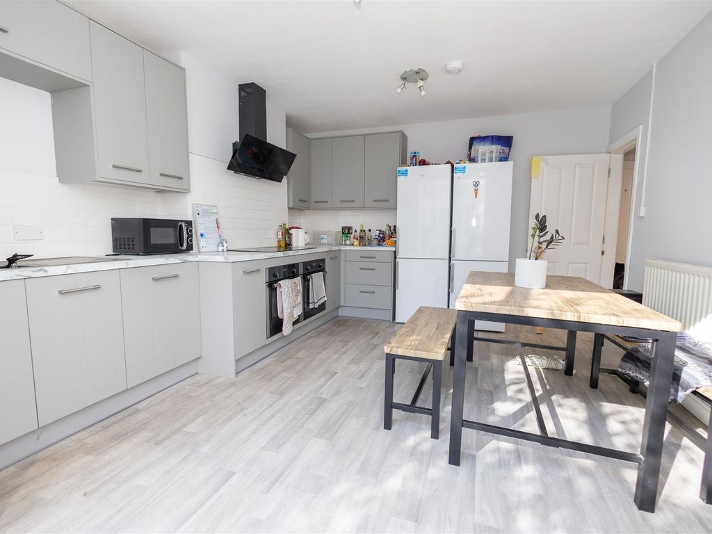3 bed property for sale in Nelson Street, Norwich NR2, £275,000