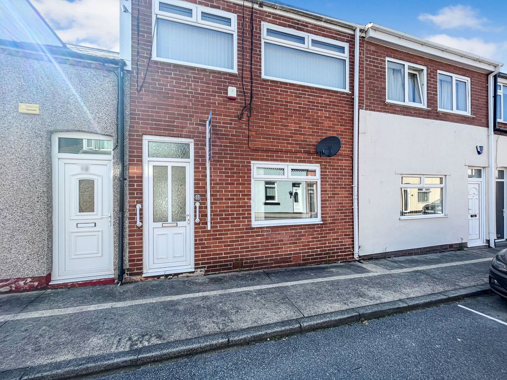3 bed terraced house for sale in Castlereagh Street, New Silksworth, Sunderland SR3, £85,000