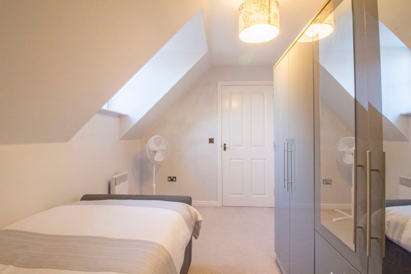 2 bed flat for sale in Jamaica Grove, Duffryn, Newport NP10, £130,000