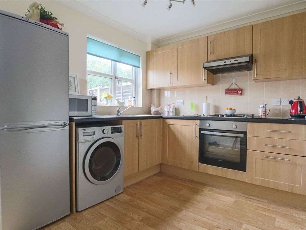 2 bed terraced house for sale in Fordwells Drive, The Warren, Bracknell, Berkshire RG12, £325,000