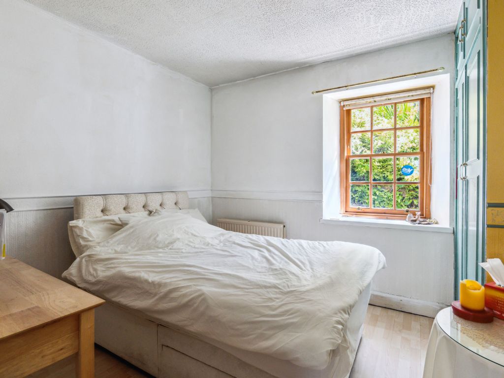 1 bed flat for sale in 8 Caddells Row, Cramond, Edinburgh EH4, £160,000