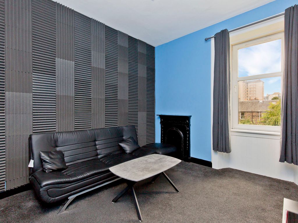 2 bed flat for sale in 20/6 Dryden Street, Pilrig EH7, £200,000