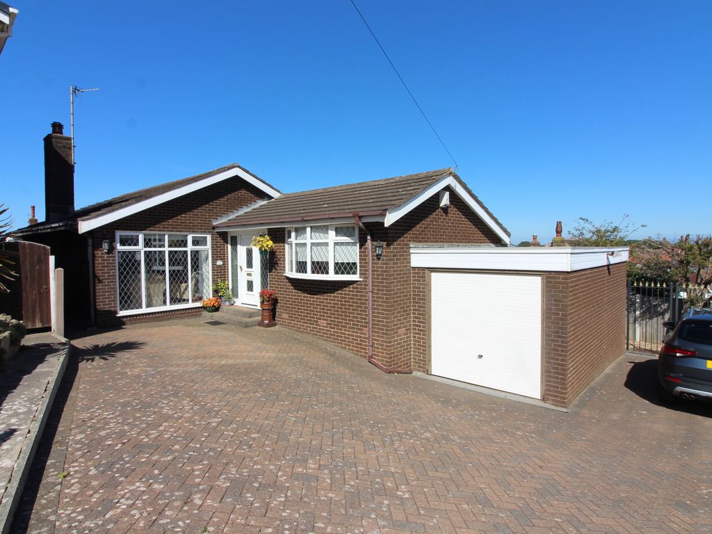 3 bed bungalow for sale in The Knowle, North Shore FY2, £329,950